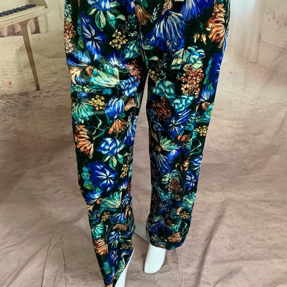 SOLD NEW Zara Floral Exotic Velvet Velour P - Picture 4 of 8